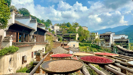 Wuyuan Huangling Mountain one night