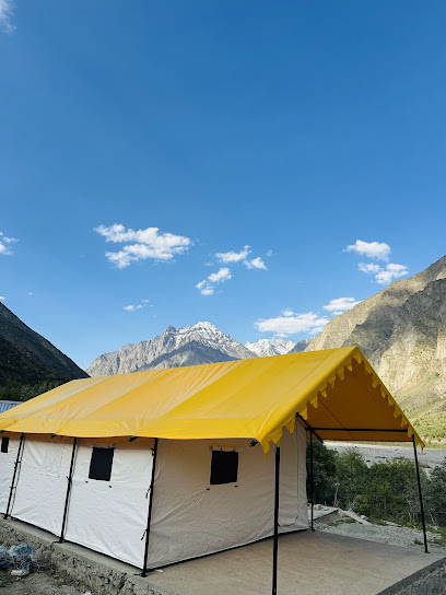 GoingZero Riverside Luxury Camps