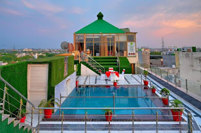 Hotel Sallow Royal Suites by Zorg Hotels