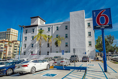 Motel 6 San Diego, CA - Downtown