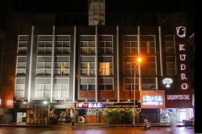 Town House oak Kudro Destinn