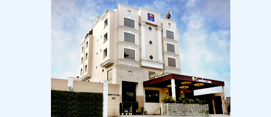 M1 Hotel