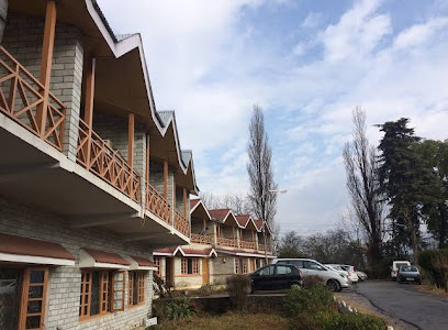 Hotel sarvari