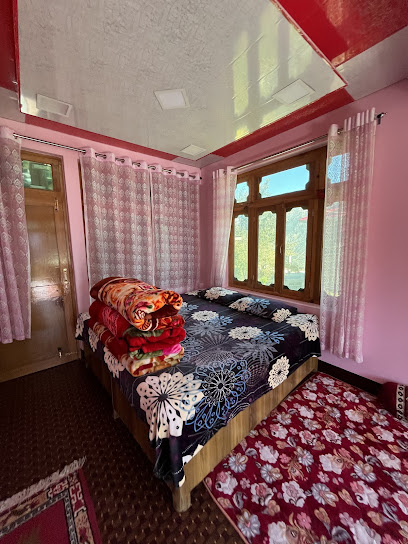Mountain Paradise Homestay Kalpa