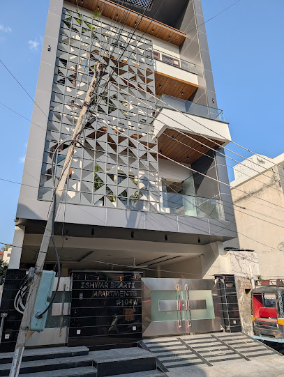 OYO HOME 89062 Ishwar Bharti Apartments