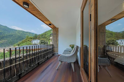 Hualu·Yuejian Light Luxury Tingxi Parent-child Wild Luxury Holiday Villa