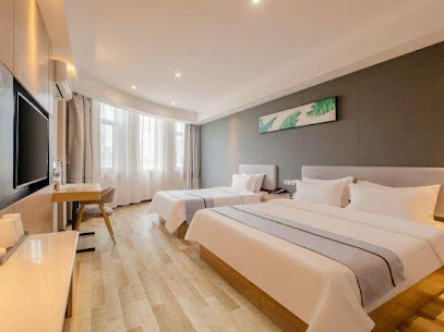 U Plus Hotel