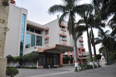 Hotel Jabali Palace