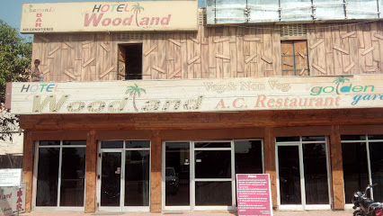 Hotel Golden Woodland