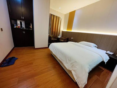 Kaixinle Business Hotel Shantou Chaoyang High-speed Railway Station