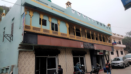 HOTEL HARINIVAS