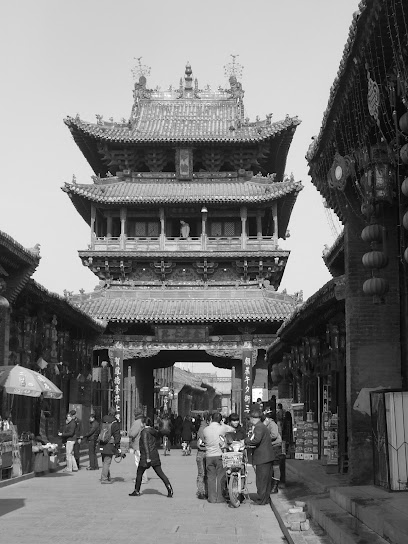 云锦成
