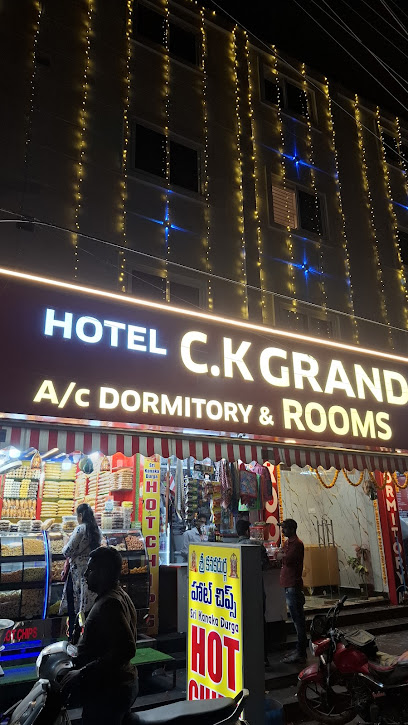 HOTEL GK GRAND
