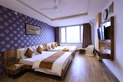 Maruti Group of Hotels - Bhakti Palace