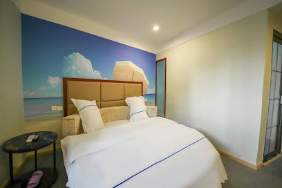 Yiyiju Business Hotel