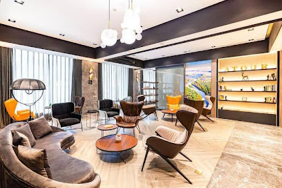 Atour Hotel