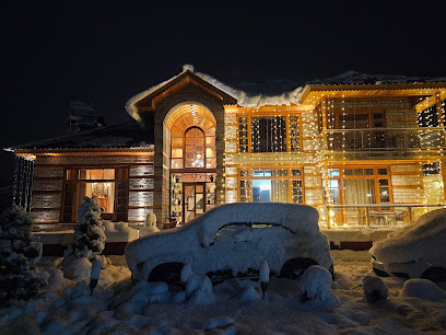 Padma Villa - Mountain Estate in Manali