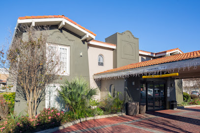 Baymont by Wyndham Austin University Area