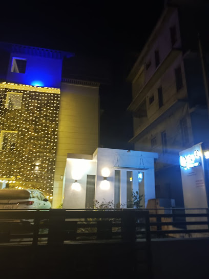 Royal Liya Homestay And Residency