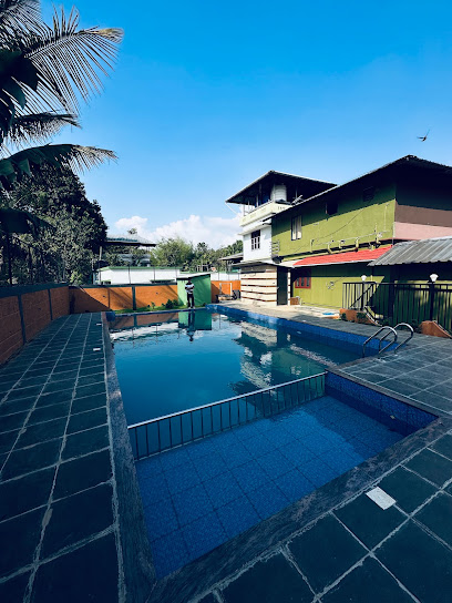 SKY BLUE HOMESTAY With Pool