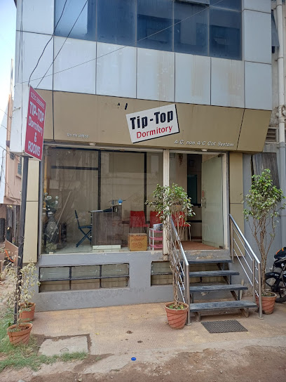 HOTEL TIP-TOP DORMITORY