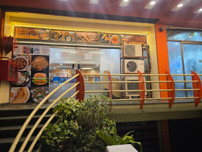 Hotel Simla Palace in Lucknow