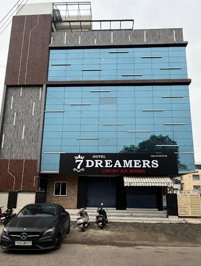 Hotel Seven Dreamers