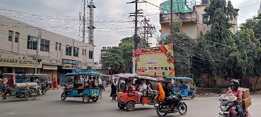 OYO 28096 Hotel Chanakya Vihar