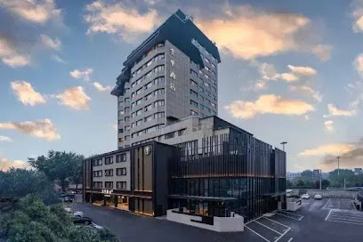 All Seasons Hotel