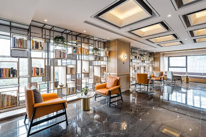 杭州黄龙万科学院路亚朵酒店