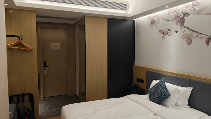 柏高酒店广州白云机场莲塘地铁站店